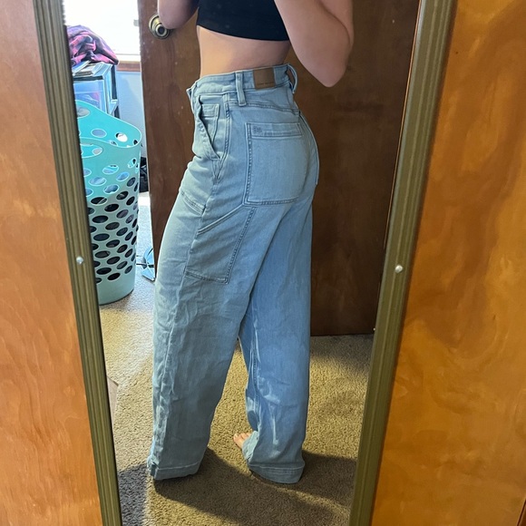 American Eagle Super High Rise Baggy Wide Leg Jeans - Picture 6 of 6